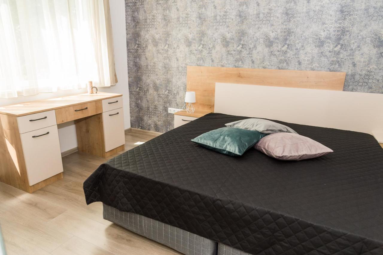 Alagen Apartments Burgas Екстер'єр фото